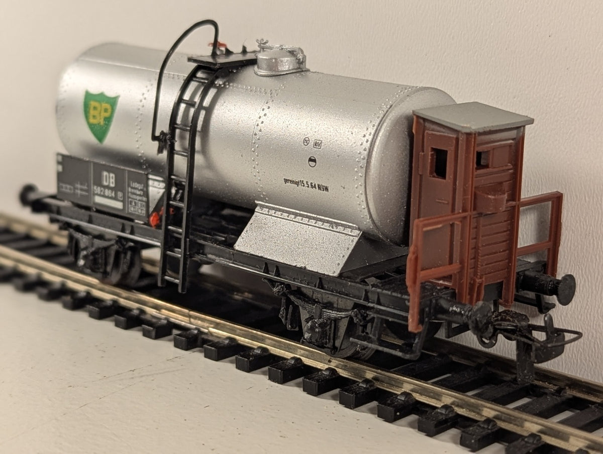 Schicht 426/106 HO Gauge BP Silver Tank Wagon Kesselwagen