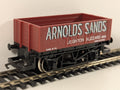 Hornby R097 4-Plank Open Wagon ‘Arnolds Sands’ Livery