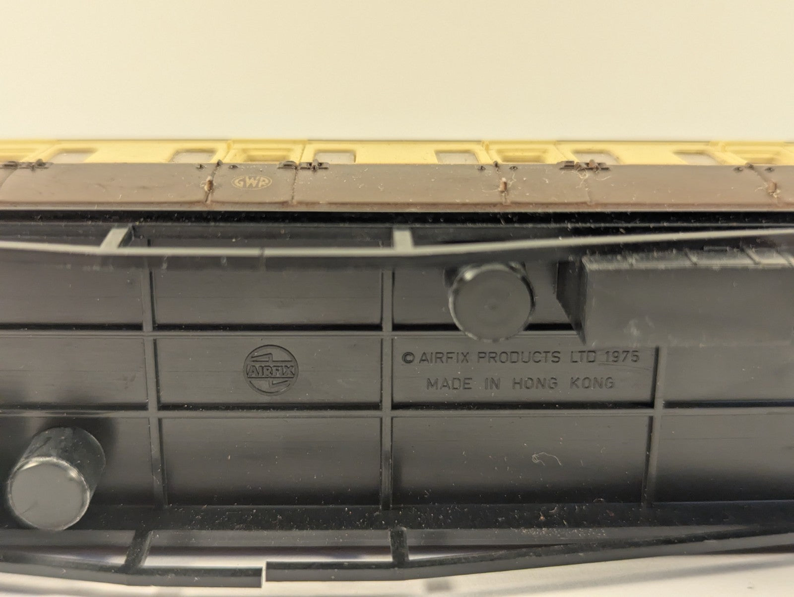 Airfix OO Gauge GWR Suburban Brake Coach