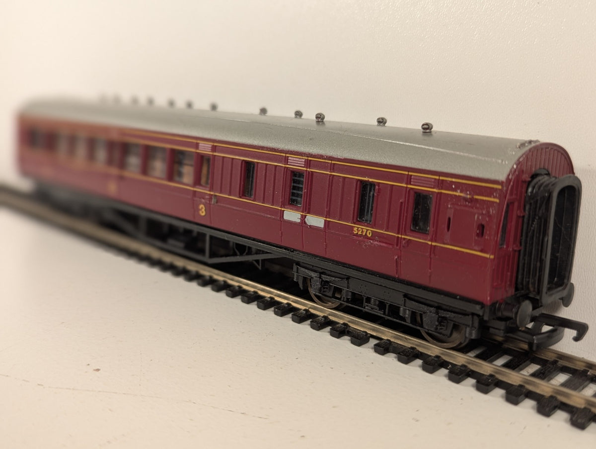 Bachmann OO Gauge LMS 3rd Class Corridor Brake Coach Maroon