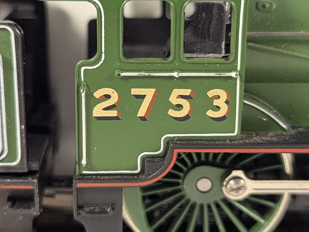 Hornby OO Gauge LNER Class D49/1 4-4-0 'Cheshire' Steam Locomotive 2753