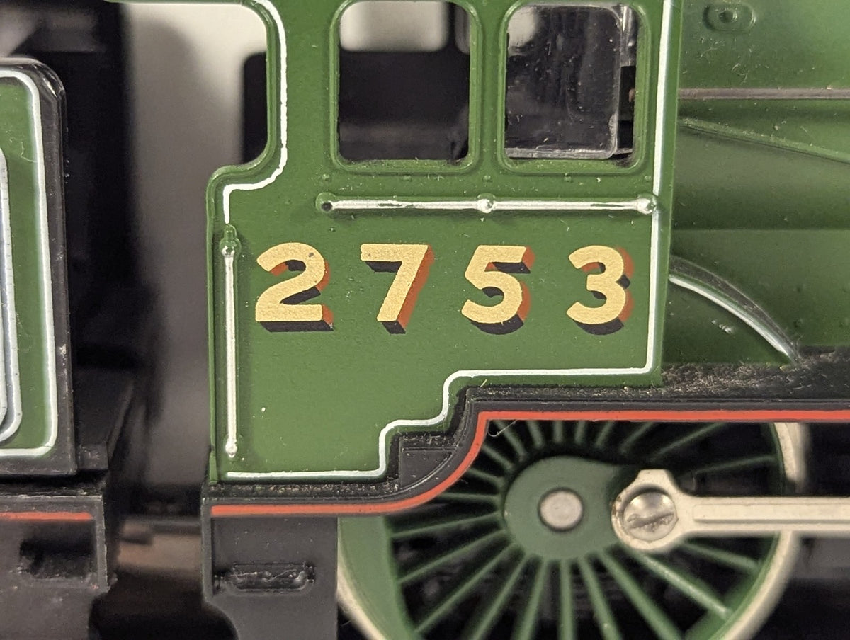 Hornby OO Gauge LNER Class D49/1 4-4-0 'Cheshire' Steam Locomotive 2753