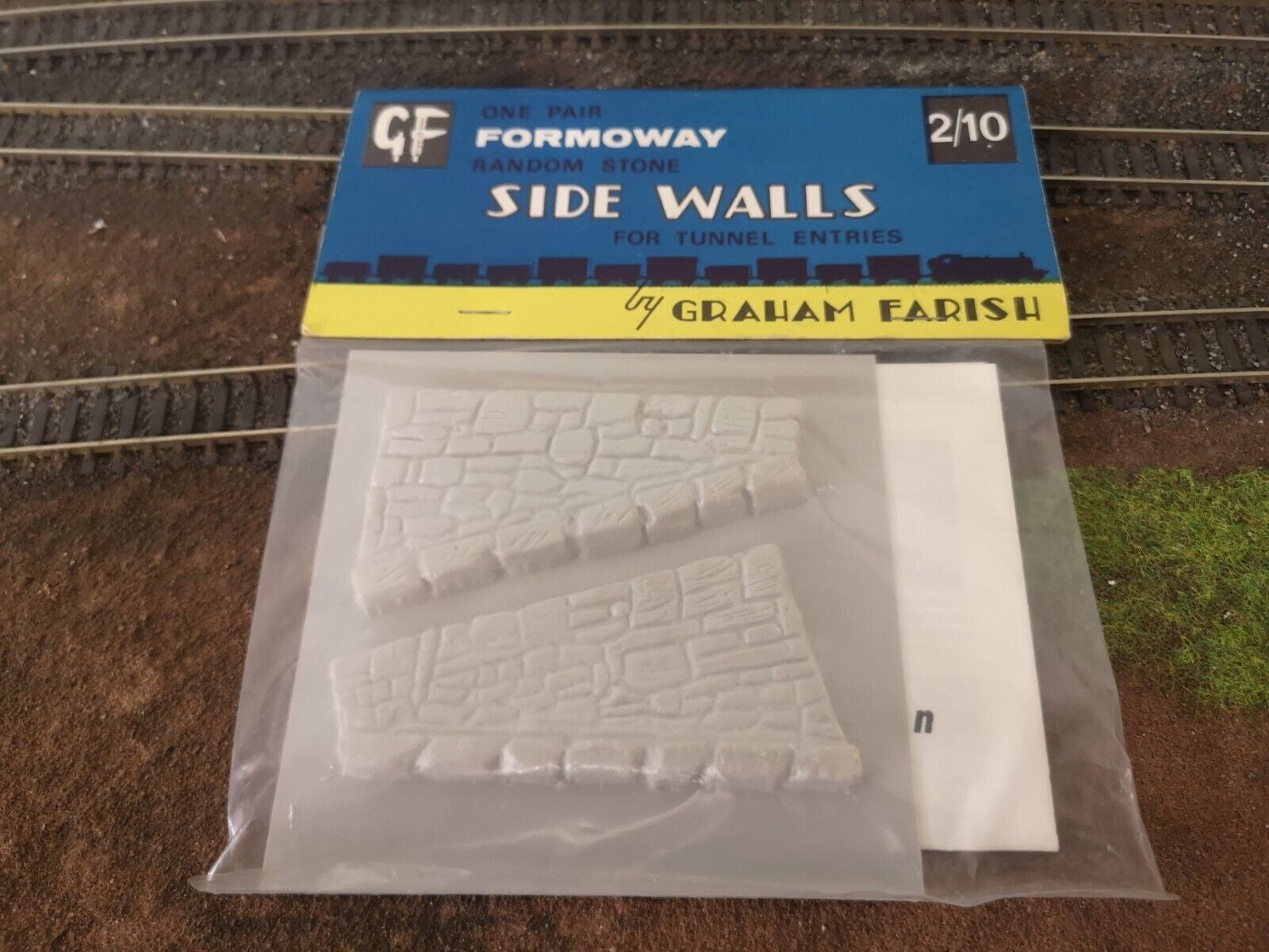 Graham Farish Side Walls OO gauge