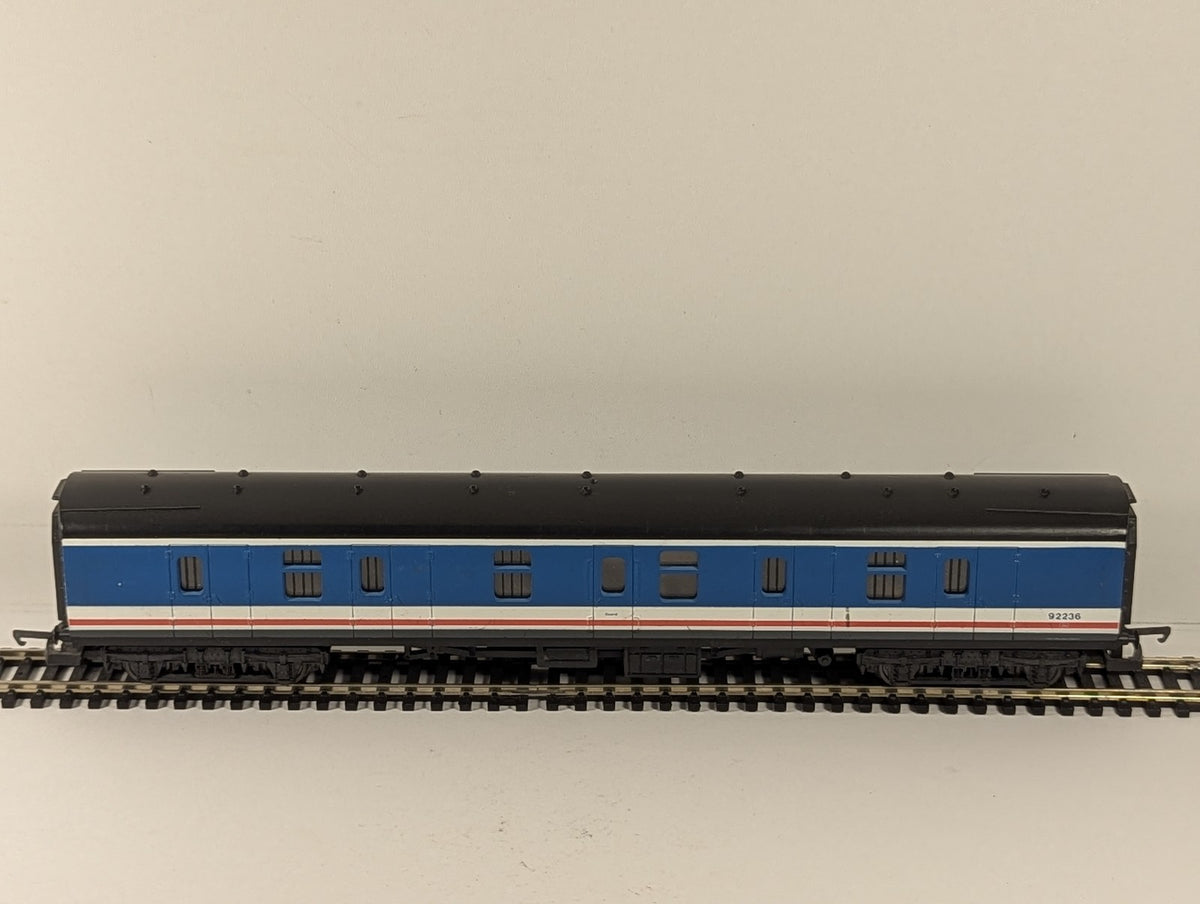 Lima OO Gauge BR Mk1 GUV Utility Van 92236 Network SouthEast 305615