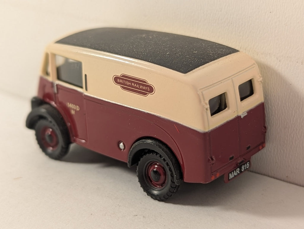Classix OO Gauge Morris J Van Road Vehicle 1403 D/M British Railways EM76617
