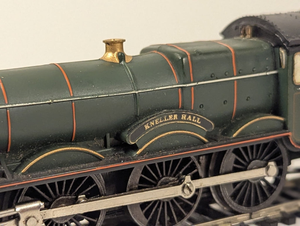 Hornby OO Gauge GWR Hall Class 'Kneller Hall' Steam Locomotive 5934