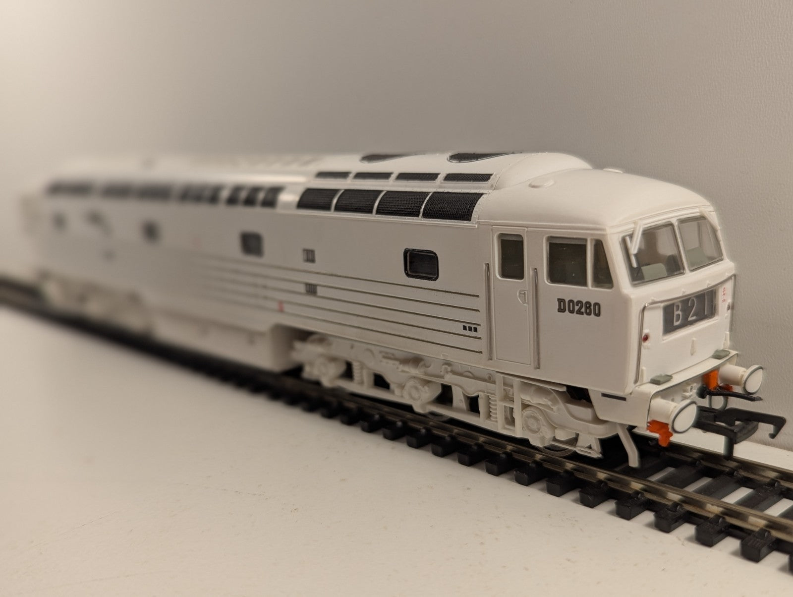 Heljan 4005 OO Gauge BRCW D0260 "Lion" Limited Edition - Boxed