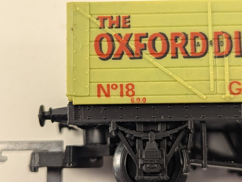 Lima OO Gauge Oxford District Gas Co No 18 5-Plank Wagon