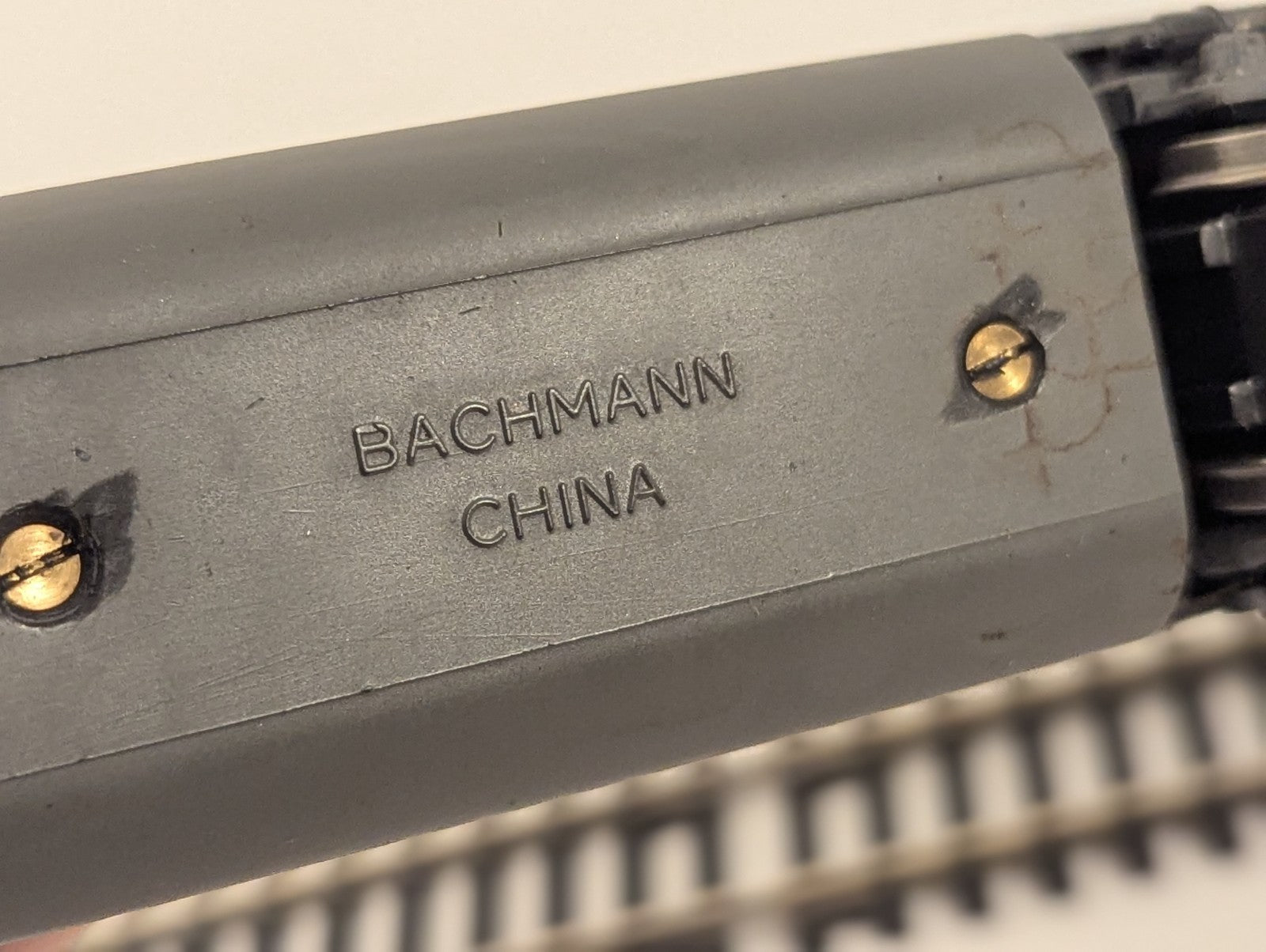 Bachmann HO Scale EMD GP40 Diesel Locomotive 16