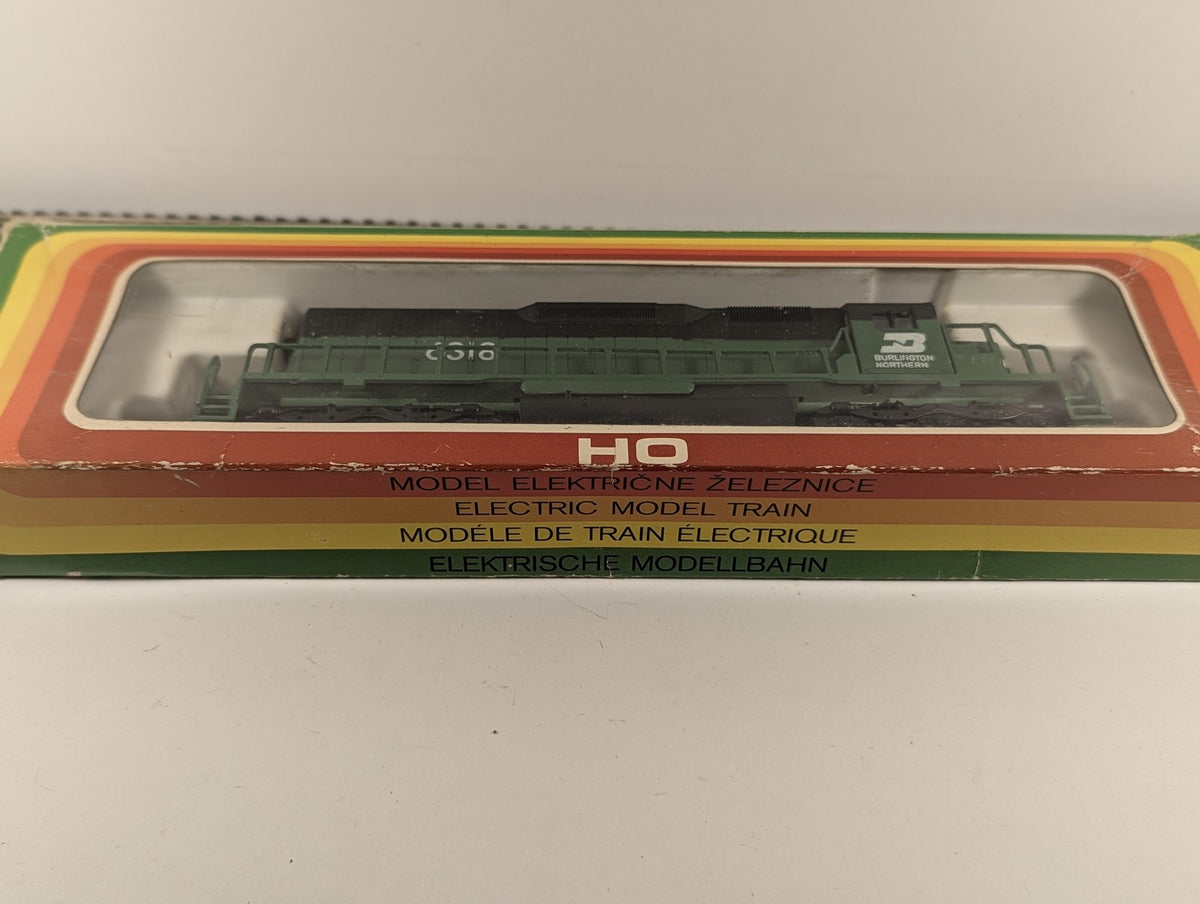 Mehano HO Gauge EMD SD40 Diesel Locomotive 6318 Burlington Northern