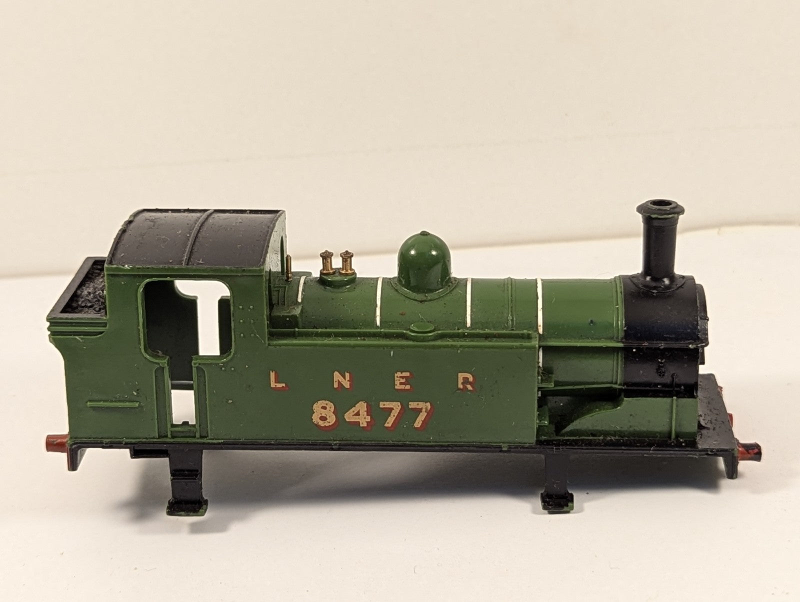 Hornby R252 OO Gauge LNER Class J83 0-6-0T Body Shell