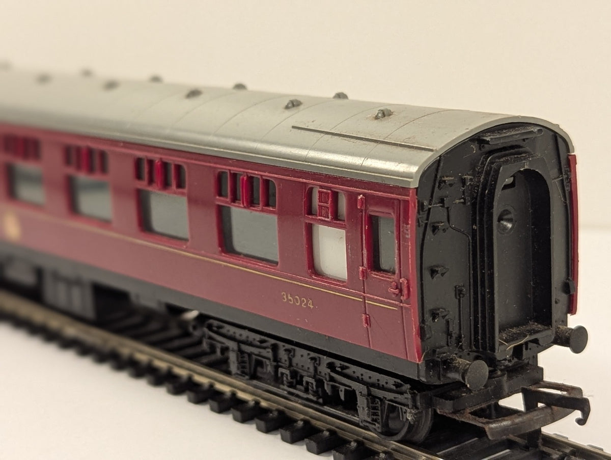 Tri-ang R423 OO Gauge BR Mk1 Brake Second Coach 35024 Maroon