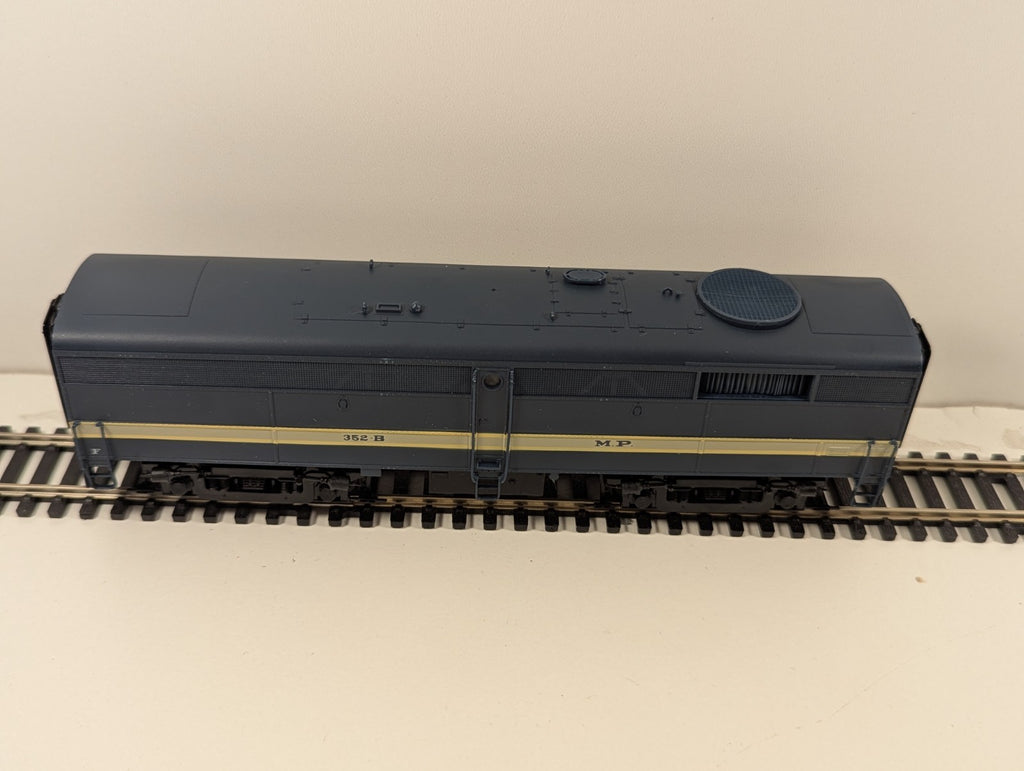 Proto 2000 7929 Alco FB-2 Diesel Locomotive – Missouri Pacific #352B – HO Gauge