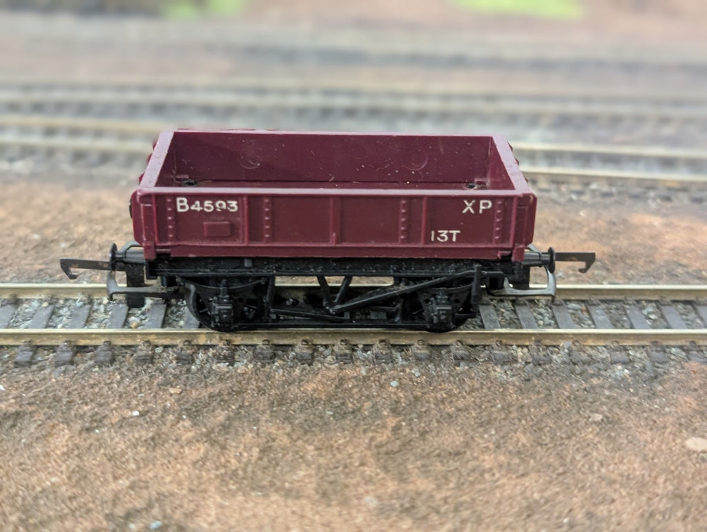 Triang R113 Drop-Sided Wagon Maroon B4593 OO Gauge