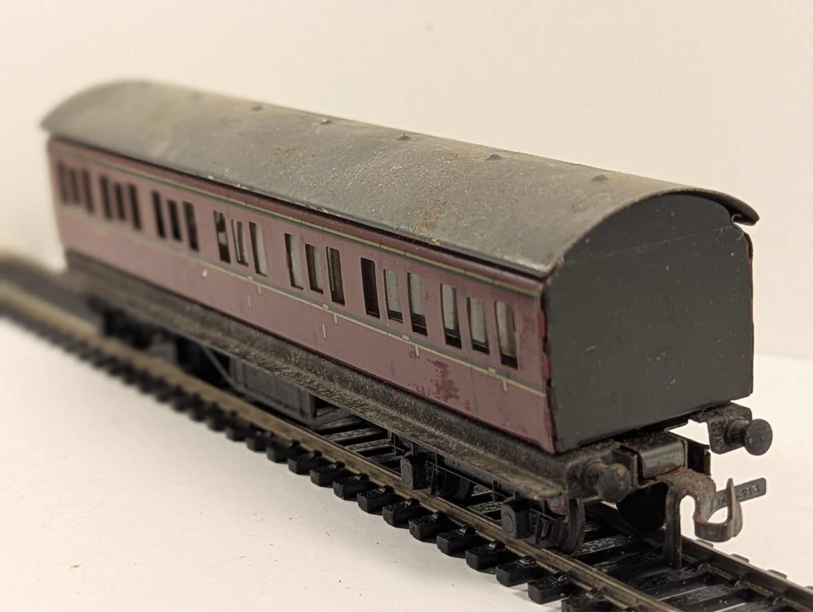 Hornby Dublo BR Suburban 1st & 3rd Class Coach OO Gauge