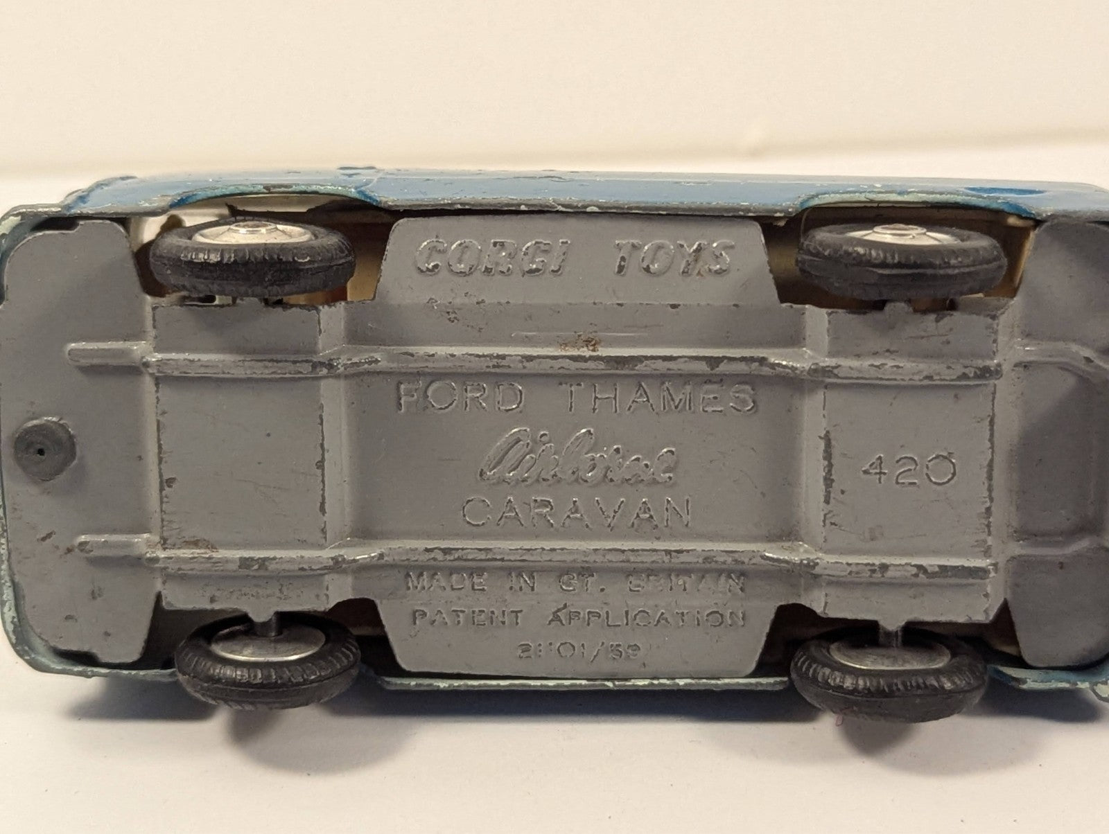 Corgi Toys 420 Ford Thames Airborne Caravan 1:43 Scale - Chipped Paint