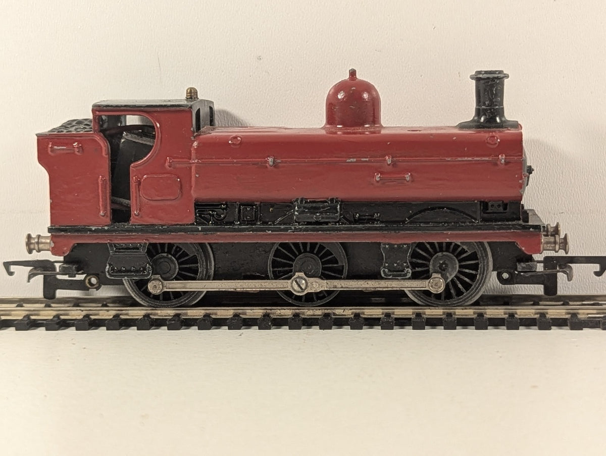 Gaiety Models OO Gauge Pannier Tank 0-6-0 - Repainted London Transport Red
