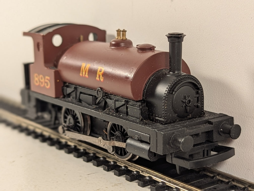 Hornby OO Gauge Midland Railway 0-4-0 Saddle Tank Steam Locomotive 895