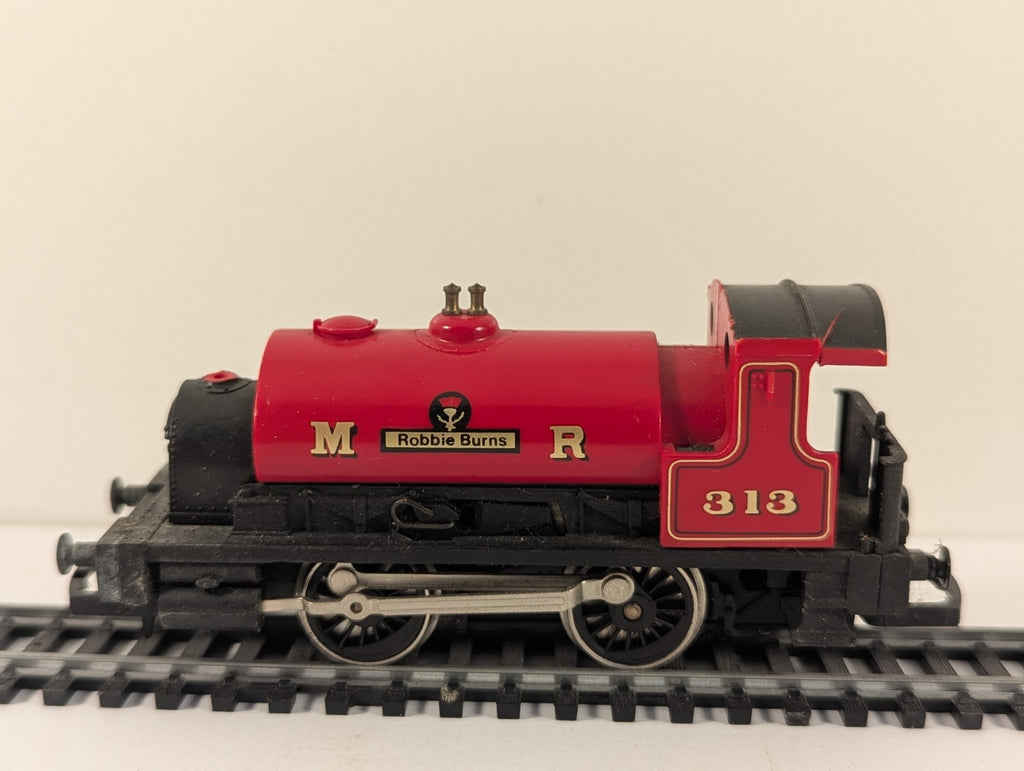 Hornby OO Gauge Robbie Burns Pug Poor Runner
