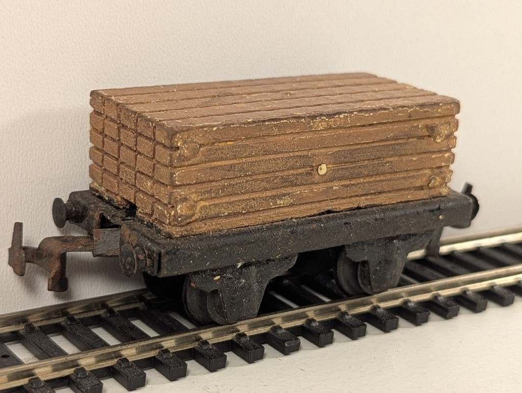Trix Express H0 20/158 Long Wood-Carrying Wagon
