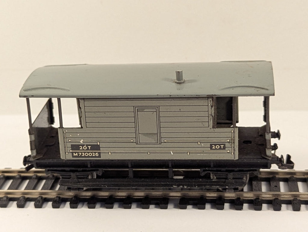 Hornby Dublo OO Gauge BR 20 Ton Goods Brake Van