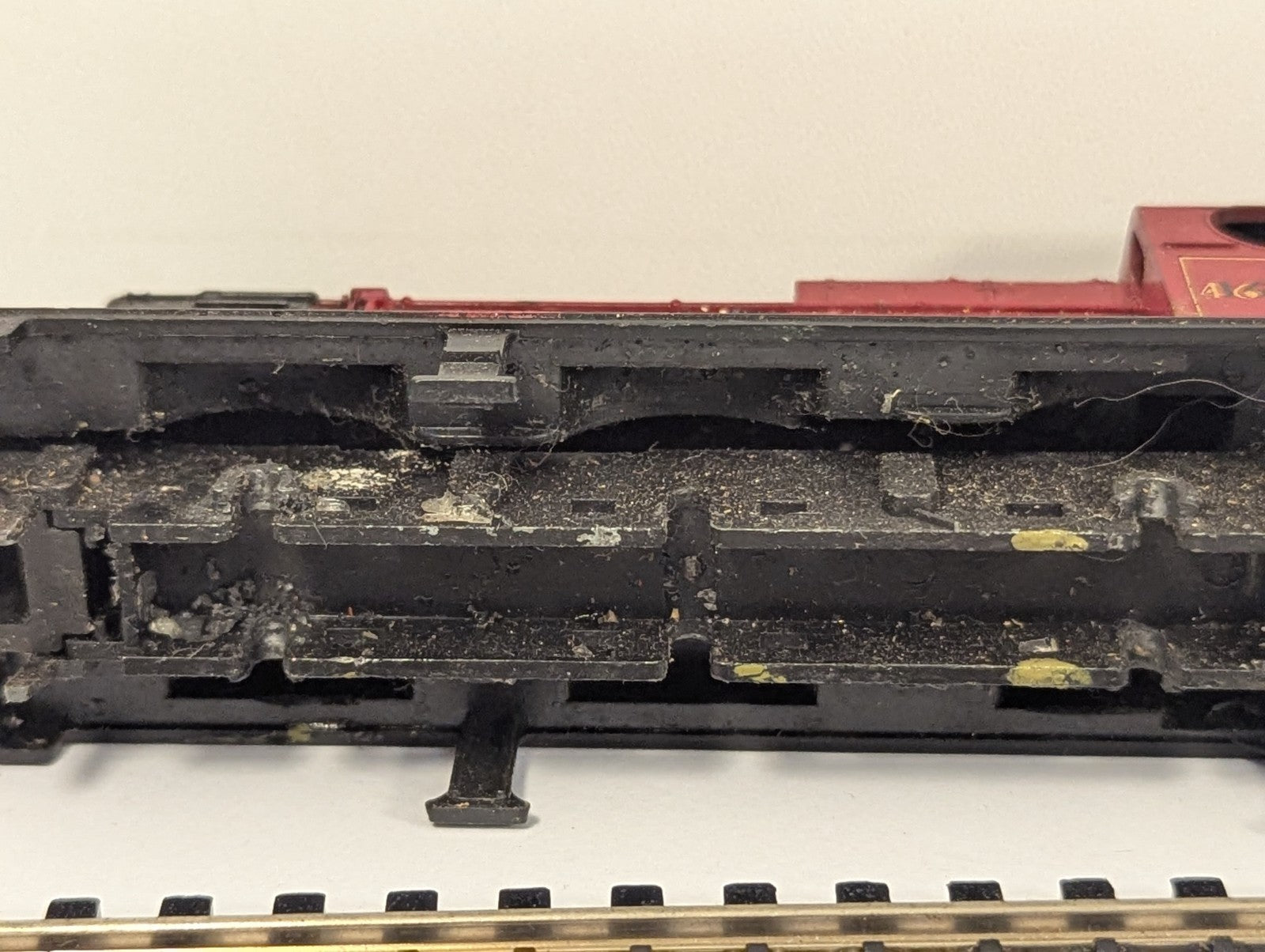 Lima L201702 HO Gauge Class 4F 0-6-0 4683 LMS Crimson – Spares/Repair