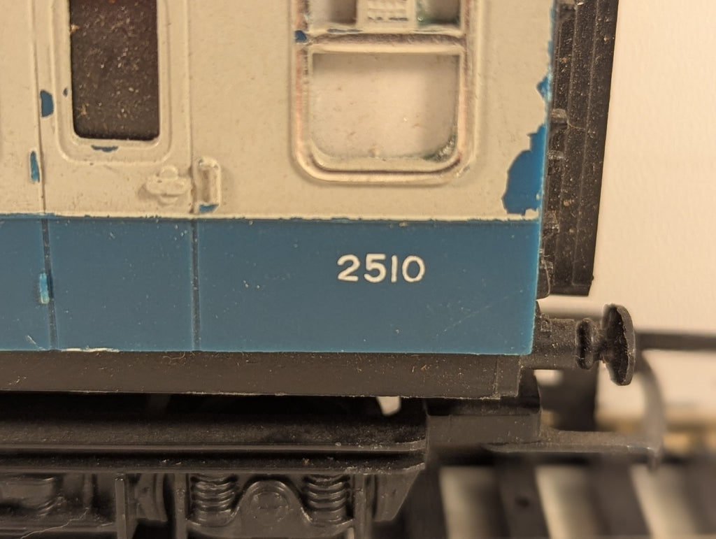 Hornby R416  OO Gauge BR Mk1 Sleeper Coach 2510 BR Blue & Grey