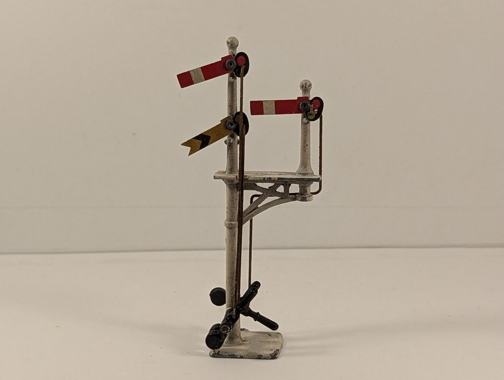 Crescent OO Gauge Junction Bracket Signal White
