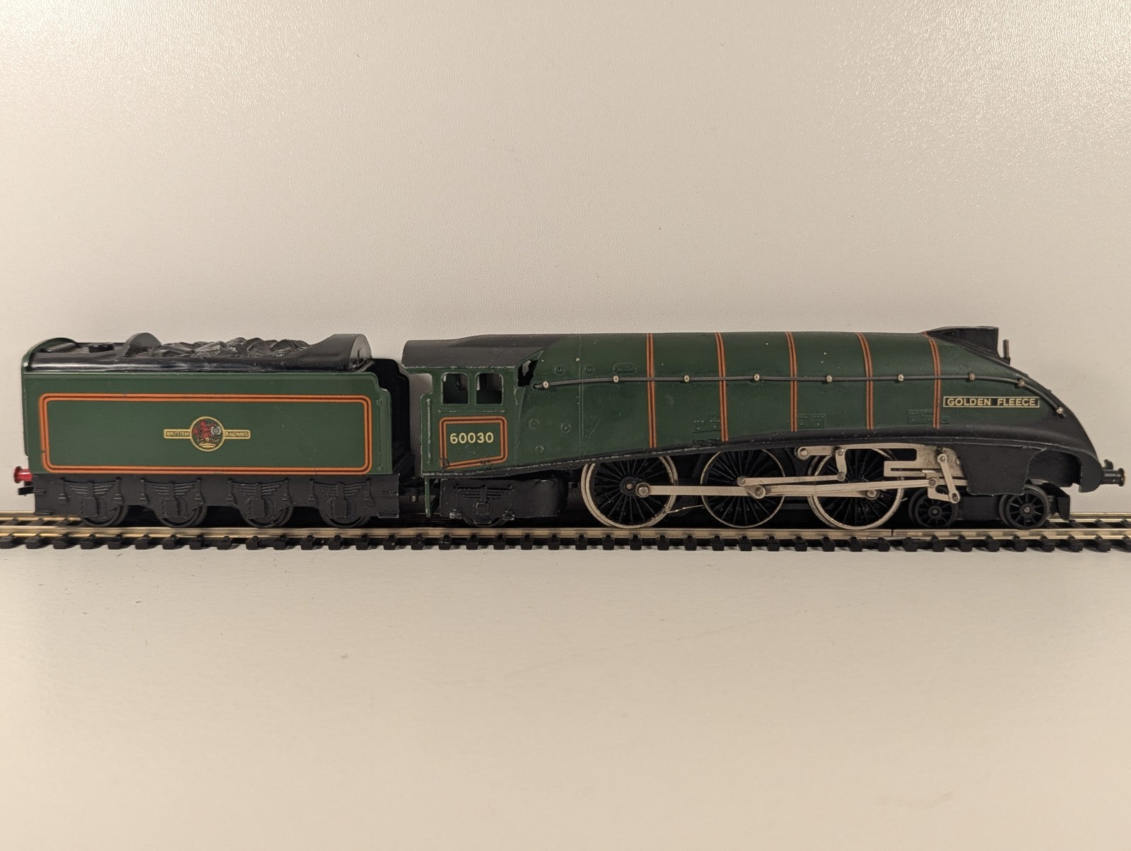 Hornby Dublo OO Gauge LNER Class A4 4-6-2 “Golden Fleece” No.60030
