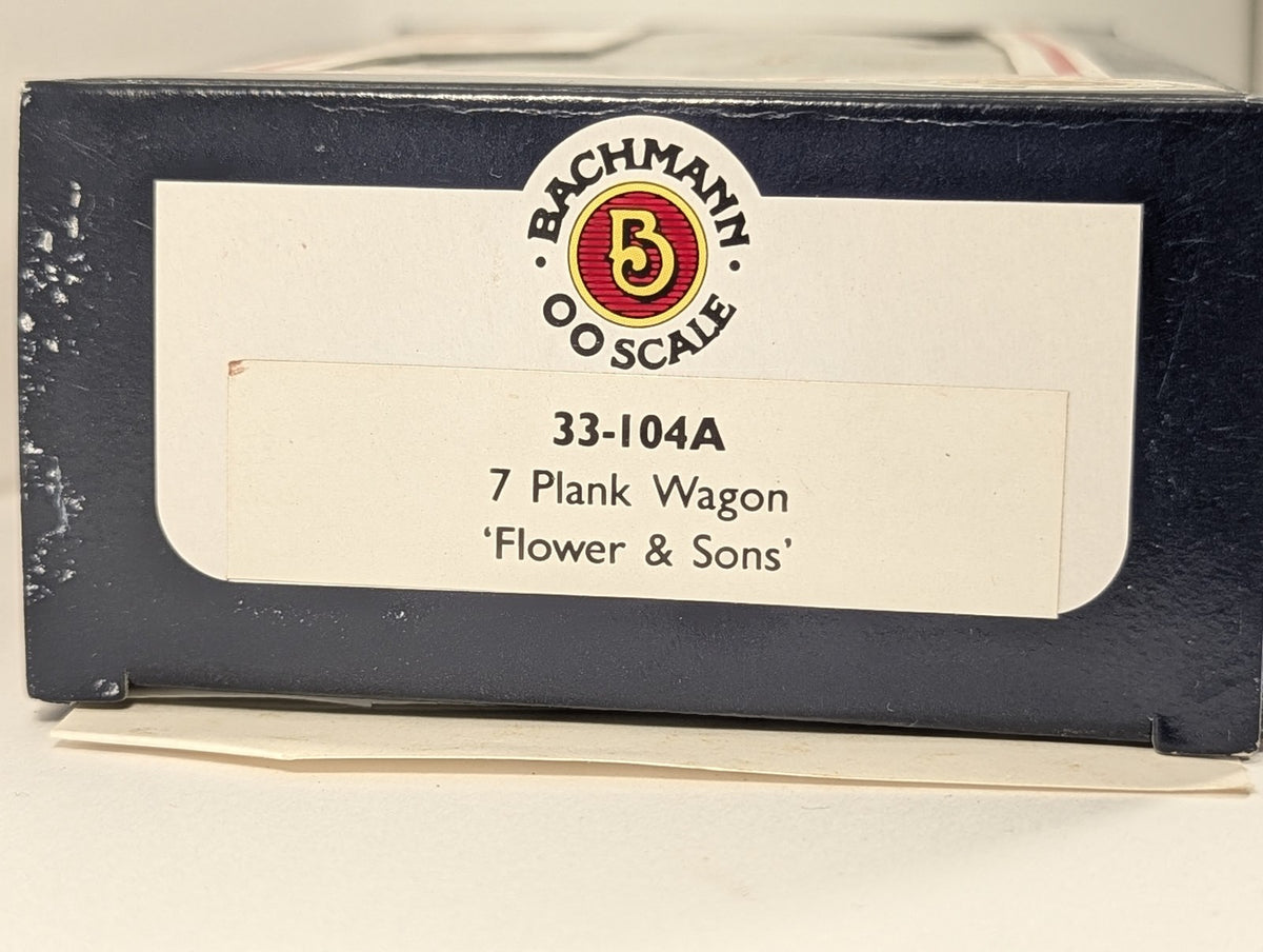 Bachmann OO Gauge 7 Plank Wagon 'Flower & Sons' Goods Wagon 33-104A