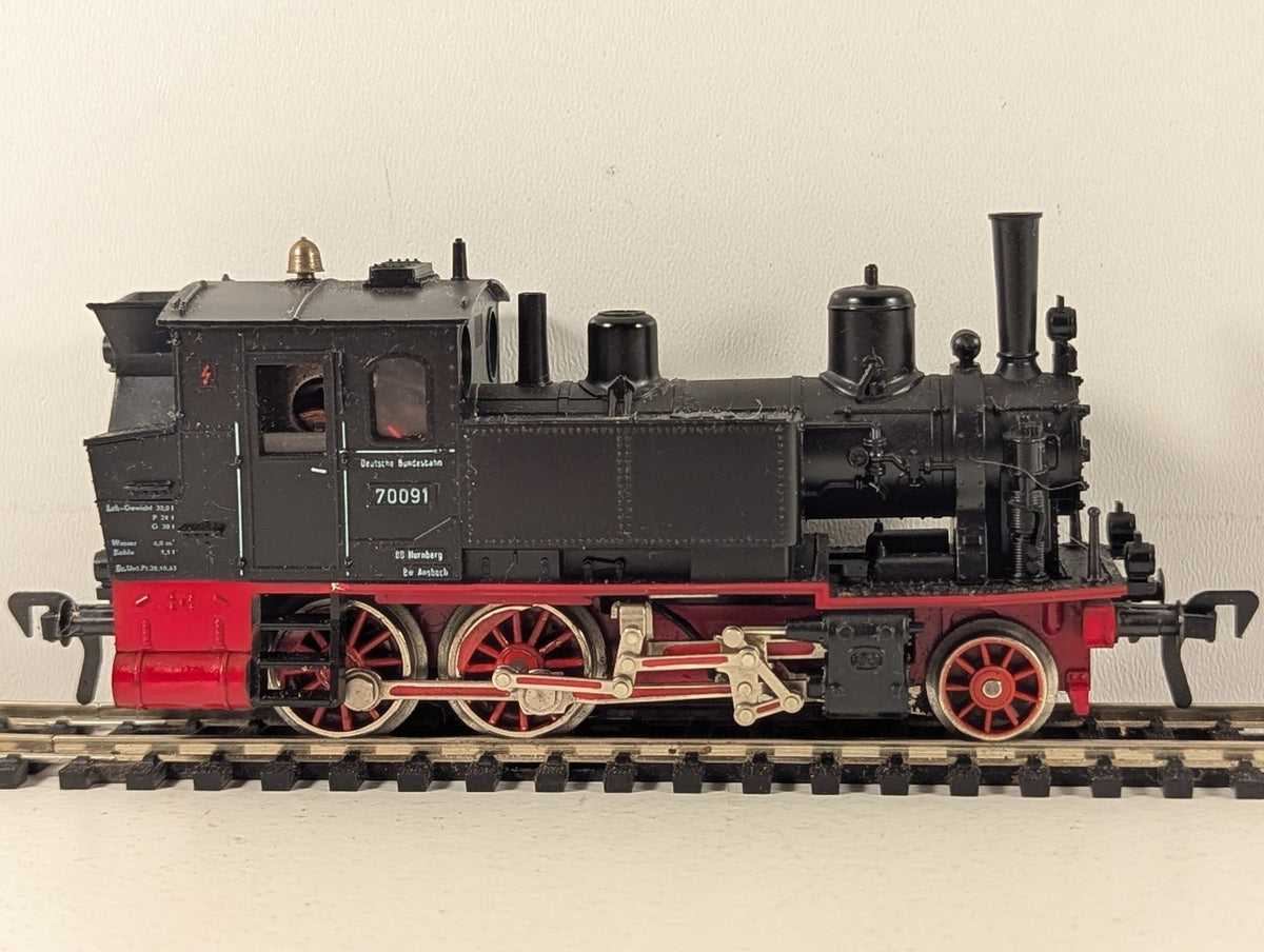 Fleischmann HO Gauge DB Class 70 70091 DB black and red