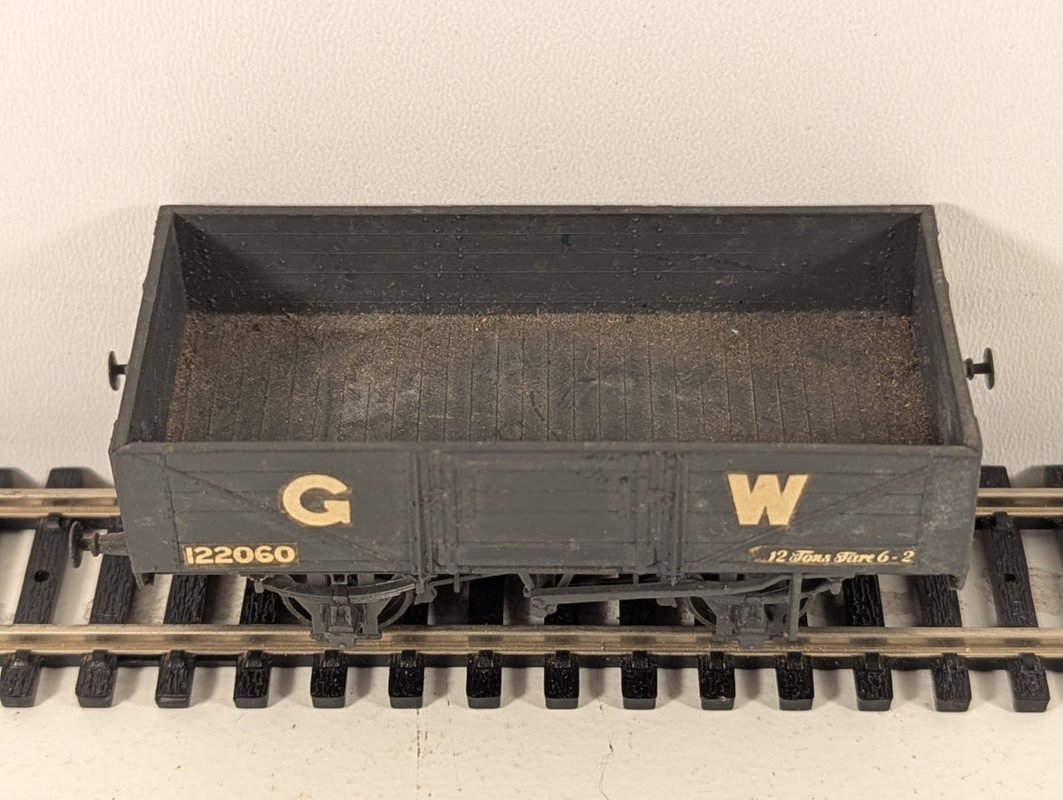 Peco OO Gauge GWR 5 Plank Open Wagon – Built Kit and missing 2 buffers