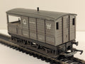 Hornby R107 OO Gauge GWR 20t Toad Brake Van Saltney 114925