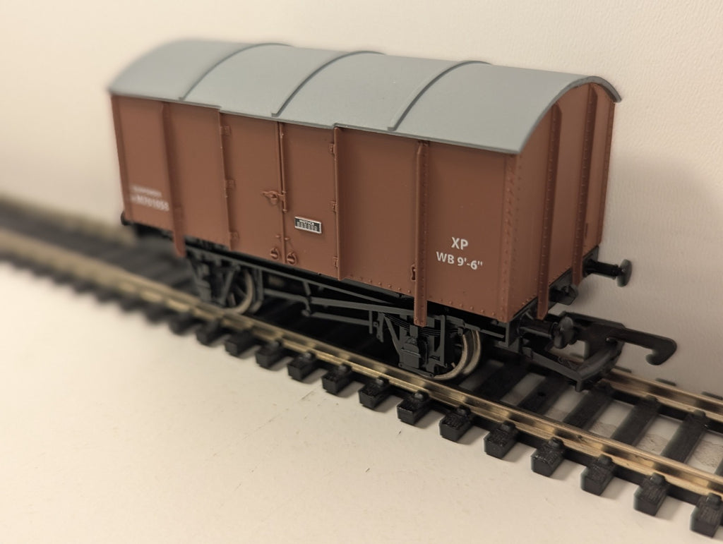Dapol B700 OO BR Gunpowder Van M701058