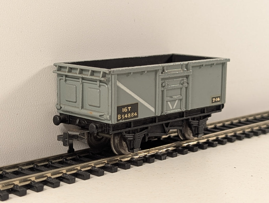 Hornby Dublo 32056 OO Gauge D2 Grey BR 16 Ton Mineral Wagon - Boxed
