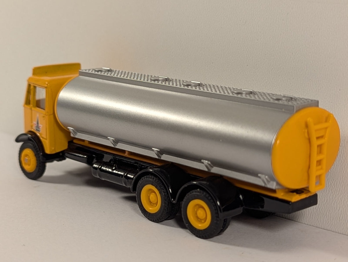 Exclusive First Editions (EFE) AEC Mammoth Tanker – LPG Transport Livery – 1:76