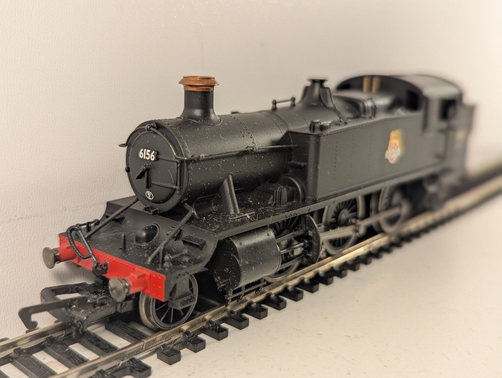 Hornby OO Gauge Class 61XX 2-6-2T Steam Locomotive 6156 BR Black (Early Emblem)