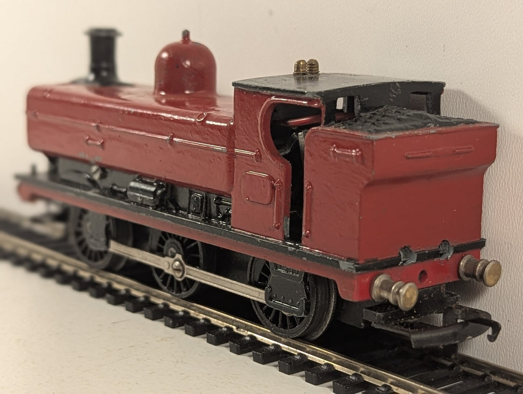 Gaiety Models OO Gauge Pannier Tank 0-6-0 - Repainted London Transport Red