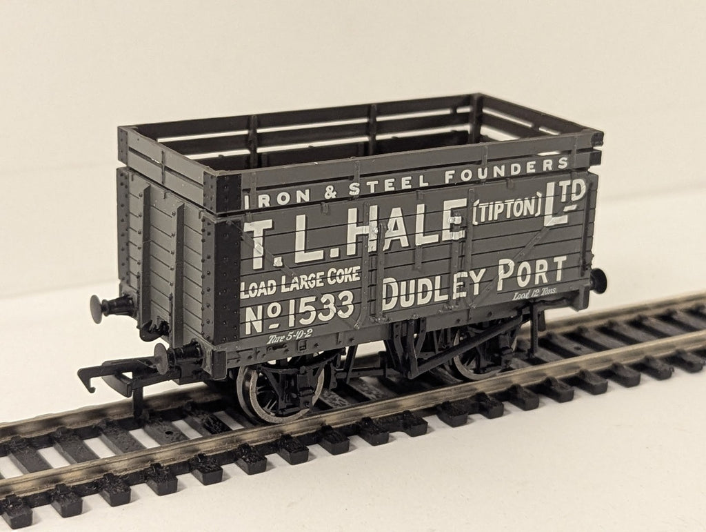 Bachmann OO Gauge 7 Plank End Door Wagon with Coke Rails T. L. Hale (Tipton) Ltd