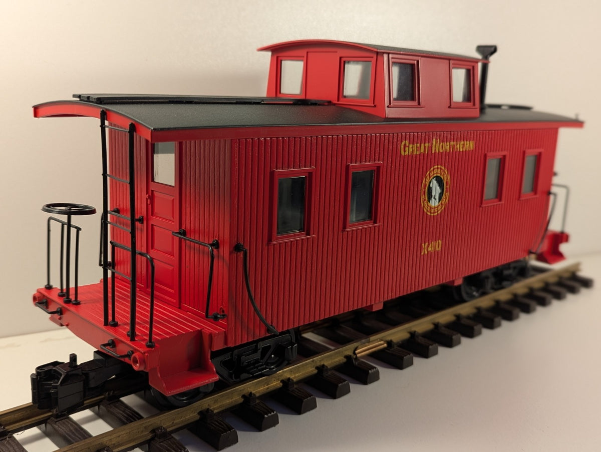Bachmann 93811 G Scale Great Northern Center Cupola Wood Caboose