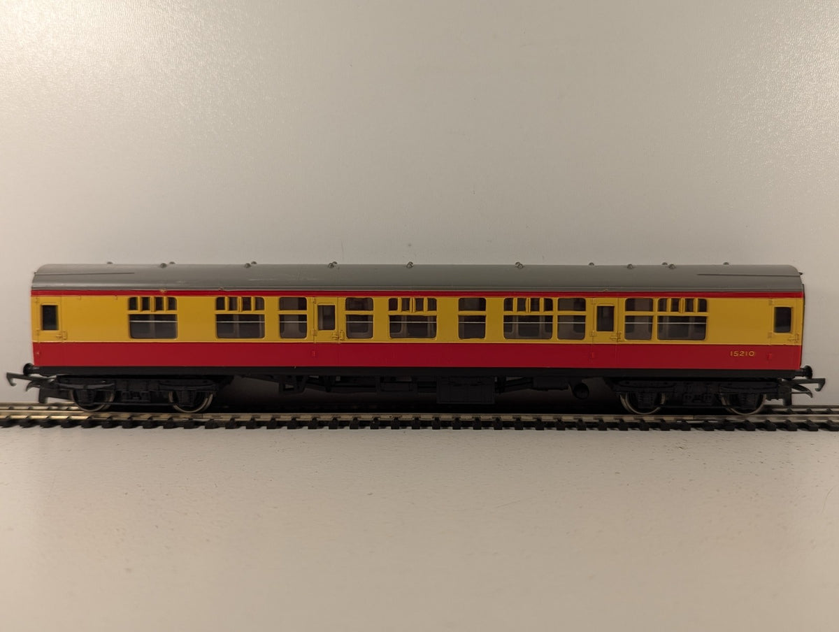 Hornby OO Gauge LMS Style Composite Coach Passenger Coach 15210