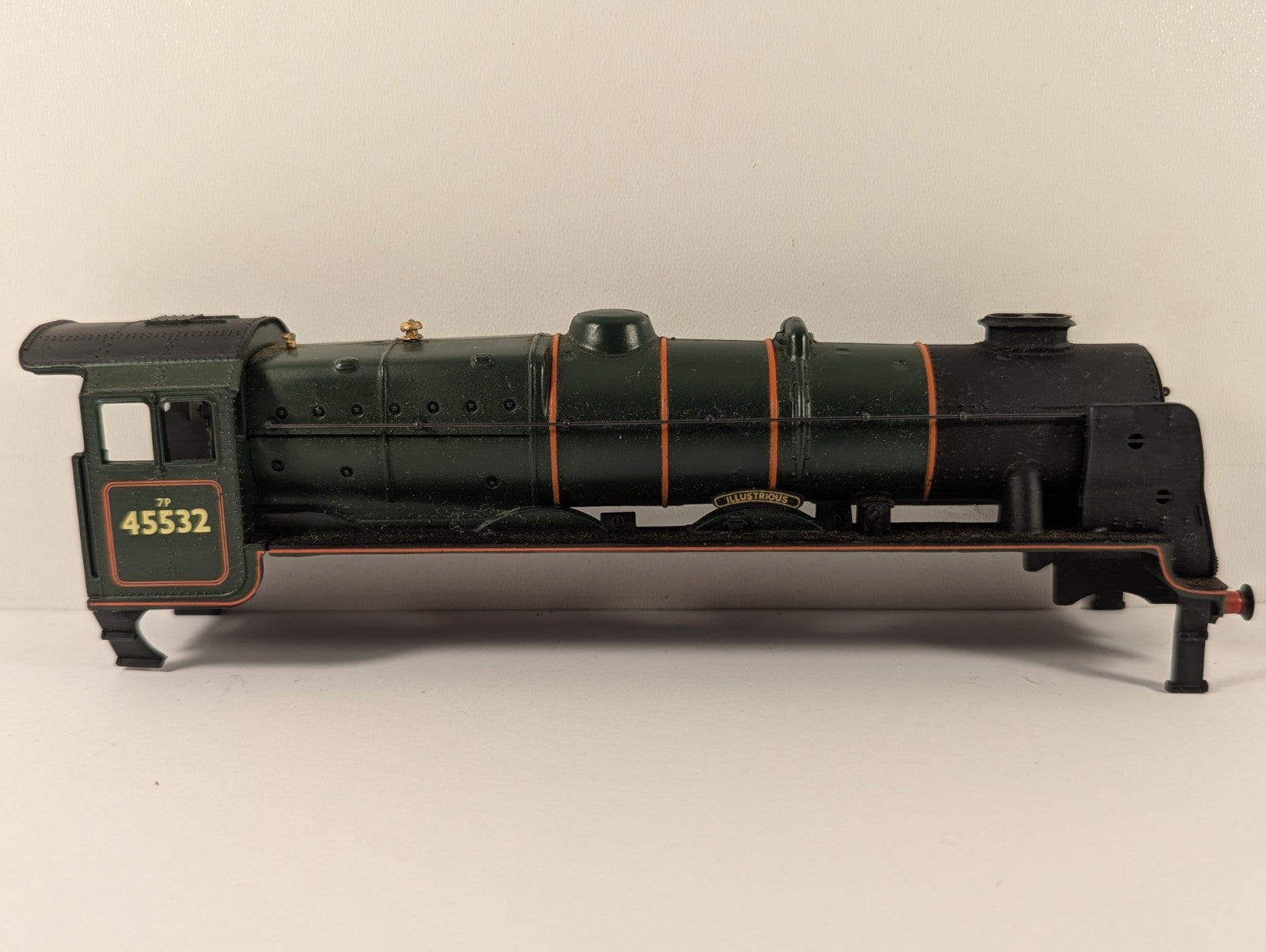 Bachmann OO Gauge LMS Jubilee Class 45532 Illustrious Body Shell - Spares/Repair
