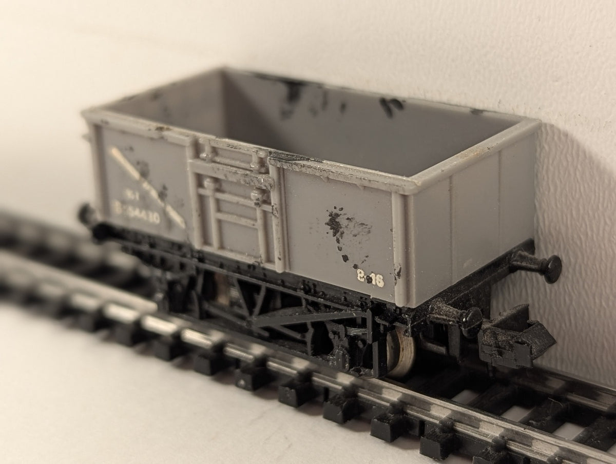 Lima N Gauge 16 Ton Mineral Wagon B554430 BR Grey
