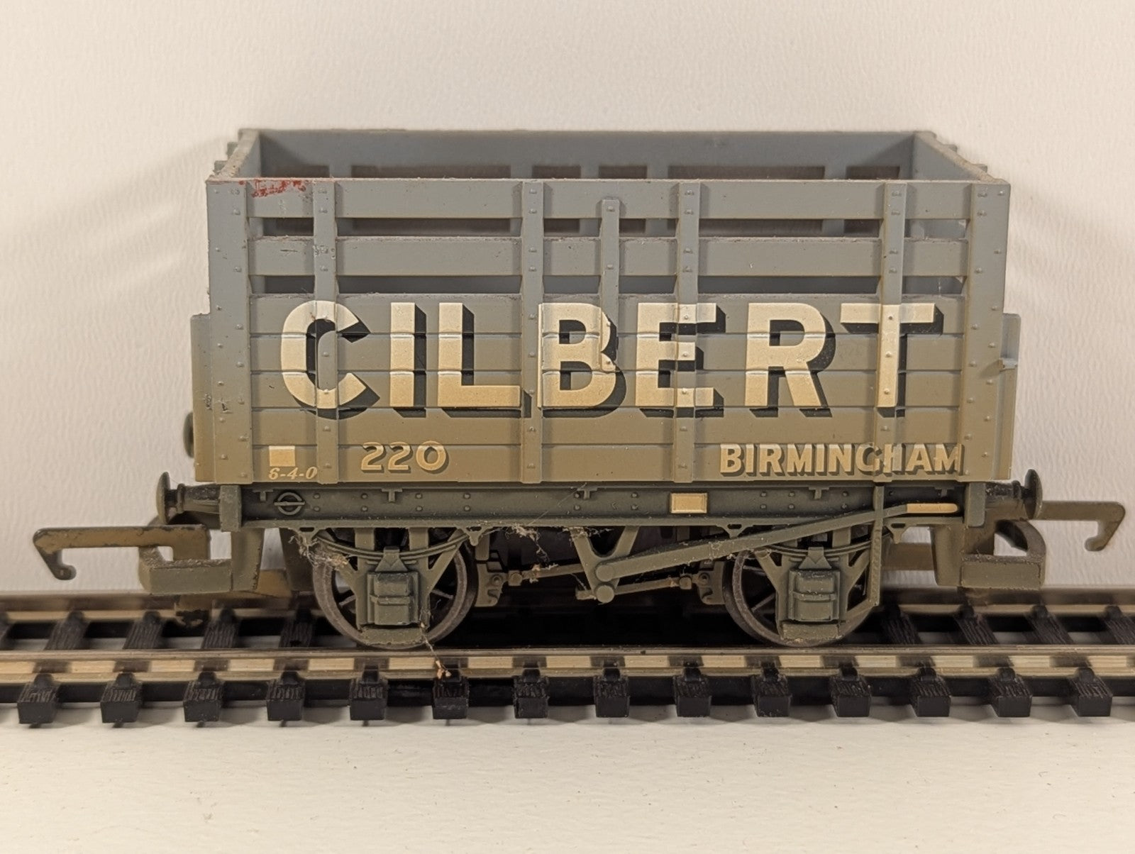 Hornby R6151 ‘Cilbert’ Coke Wagon 220