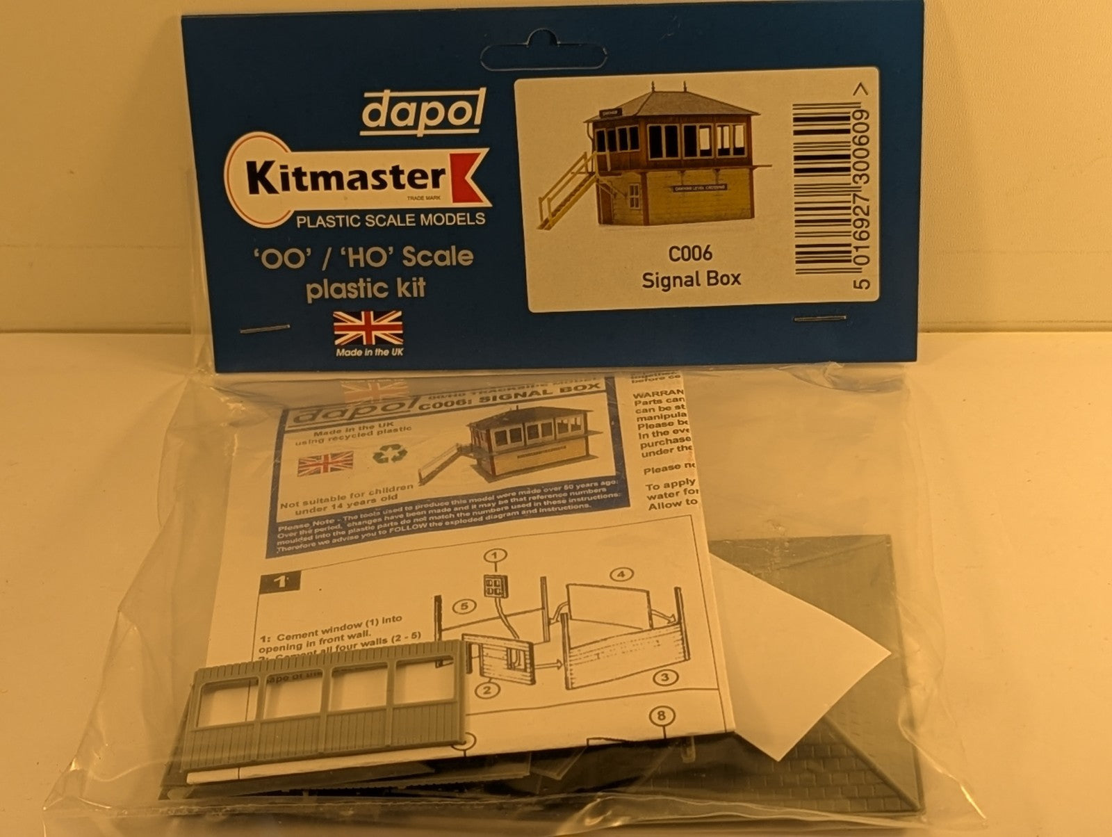 Dapol Kitmaster C006 OO HO Scale Signal Box Plastic Kit