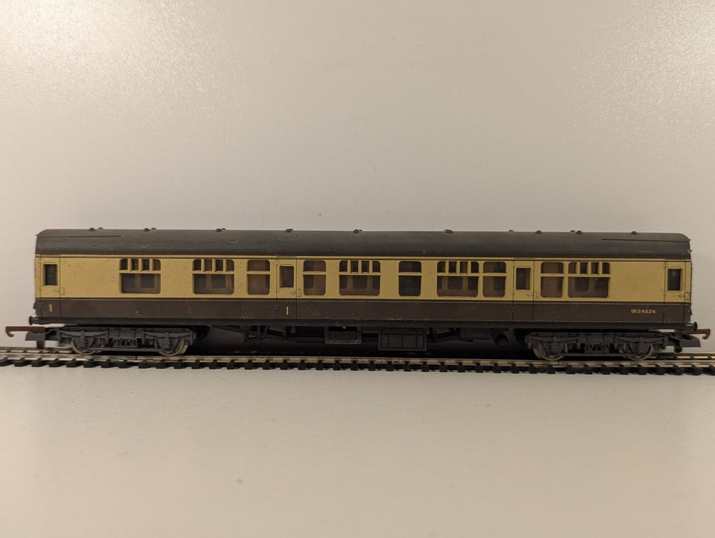 Lima OO Gauge BR Mk1 Corridor Coach Passenger Coach W24624