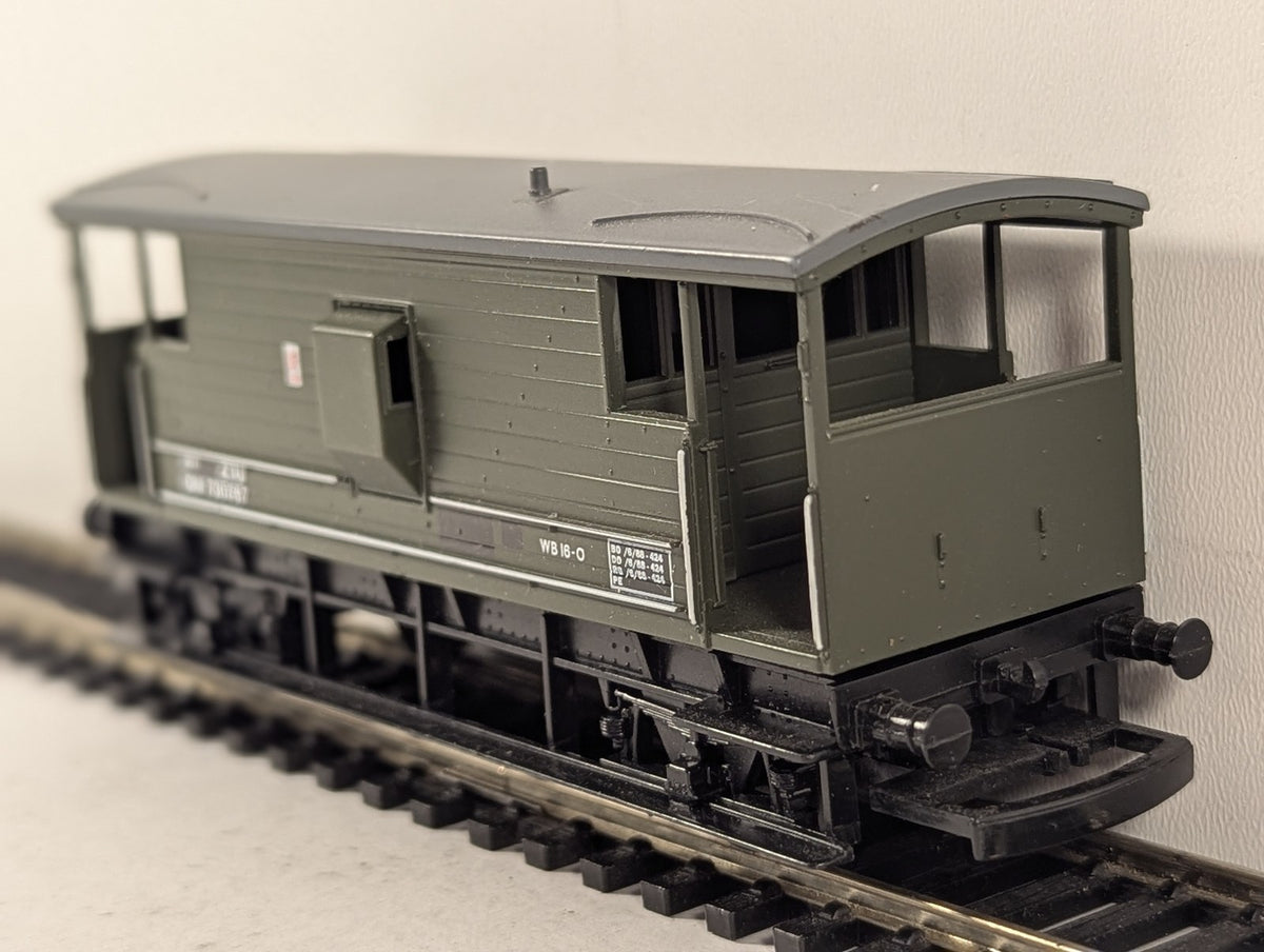 Hornby OO Gauge BR 20 Ton Brake Van DM 730767 BR Olive Green R6244