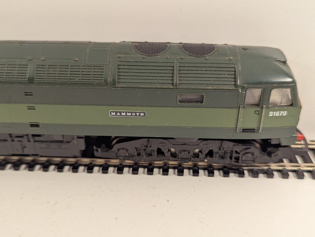 Hornby R073 Class 47 D1670 “Mammoth” BR Green Diesel Locomotive Needs Attention