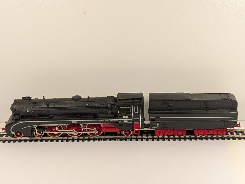 Lima HO Gauge DB BR Class 10 001 Steam Locomotive – Missing Parts