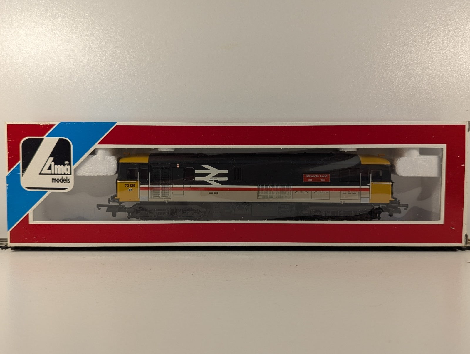 Lima 205191 OO Gauge Class 73 73125 “Stewarts Lane”